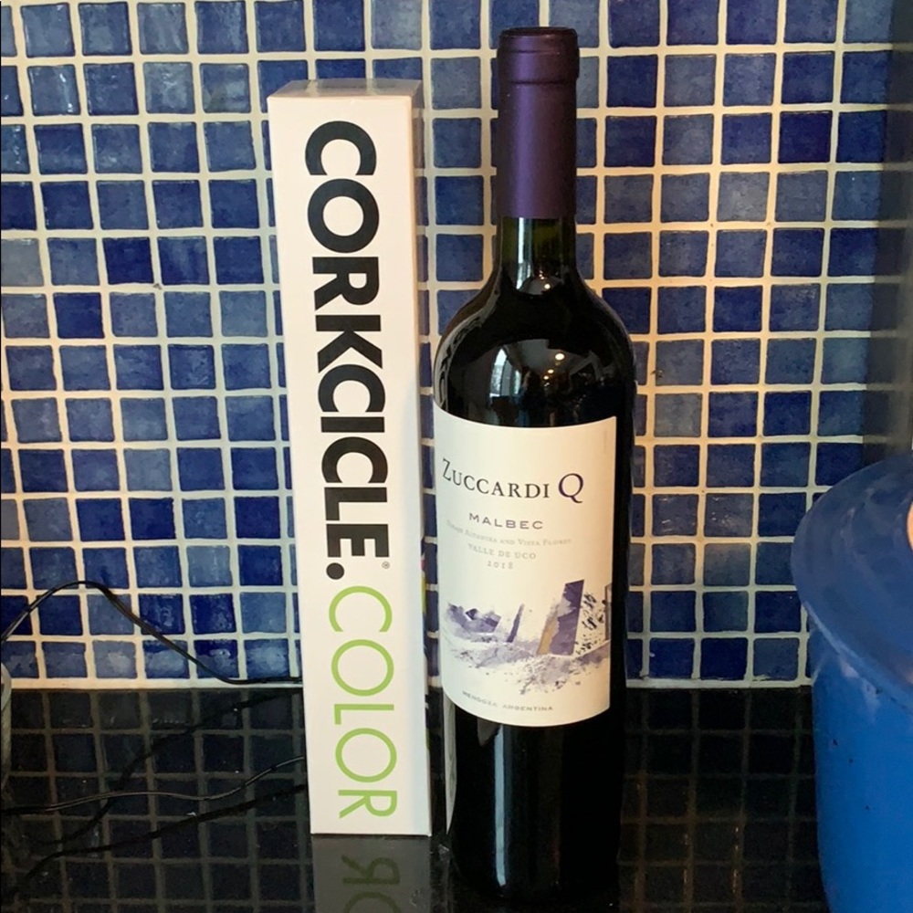 NWT CORKCICLE WINE CHILLER